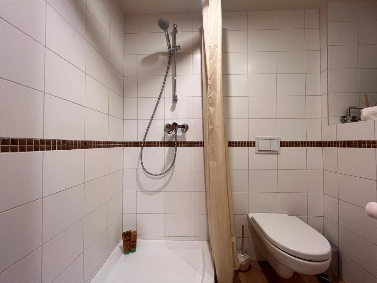 Apartaments In The City Centre Kaunas Esterno foto